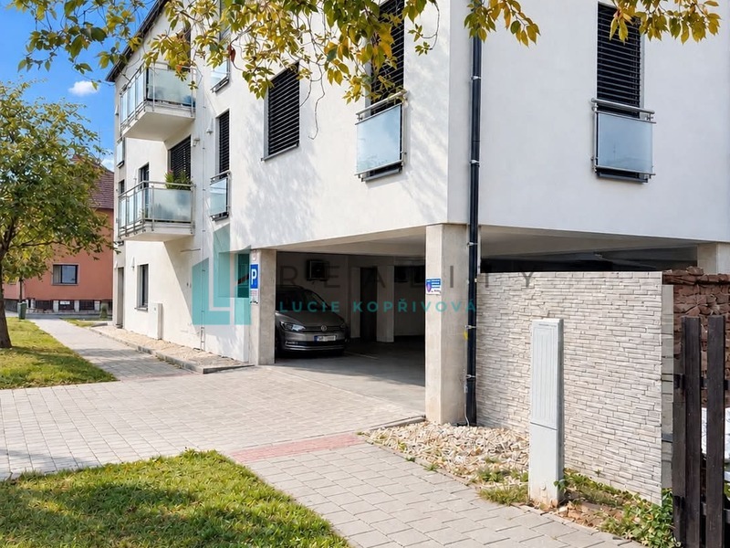 Prodej, byt 3+kk Strážnice, novostavba, moderní technologie a nízké měsíční náklady, CP: 151m 2