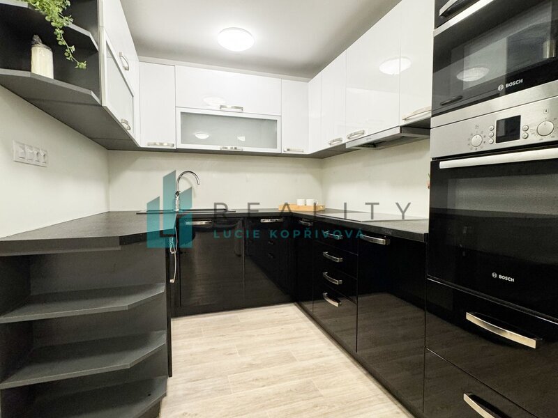 Prodej, byt 3+kk, Dubňany, CP:90 m2, bezbariérový s terasou